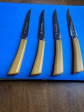 Set Of 4 Vintage Bakelite Steak Knives W. Richardson Sheffield England