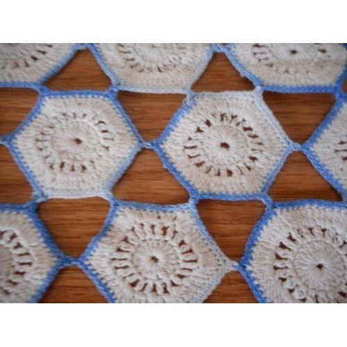 Vintage Blue and white 17" x 8" Handmade Hand Crochet Doily Table Topper - Picture 3 of 5