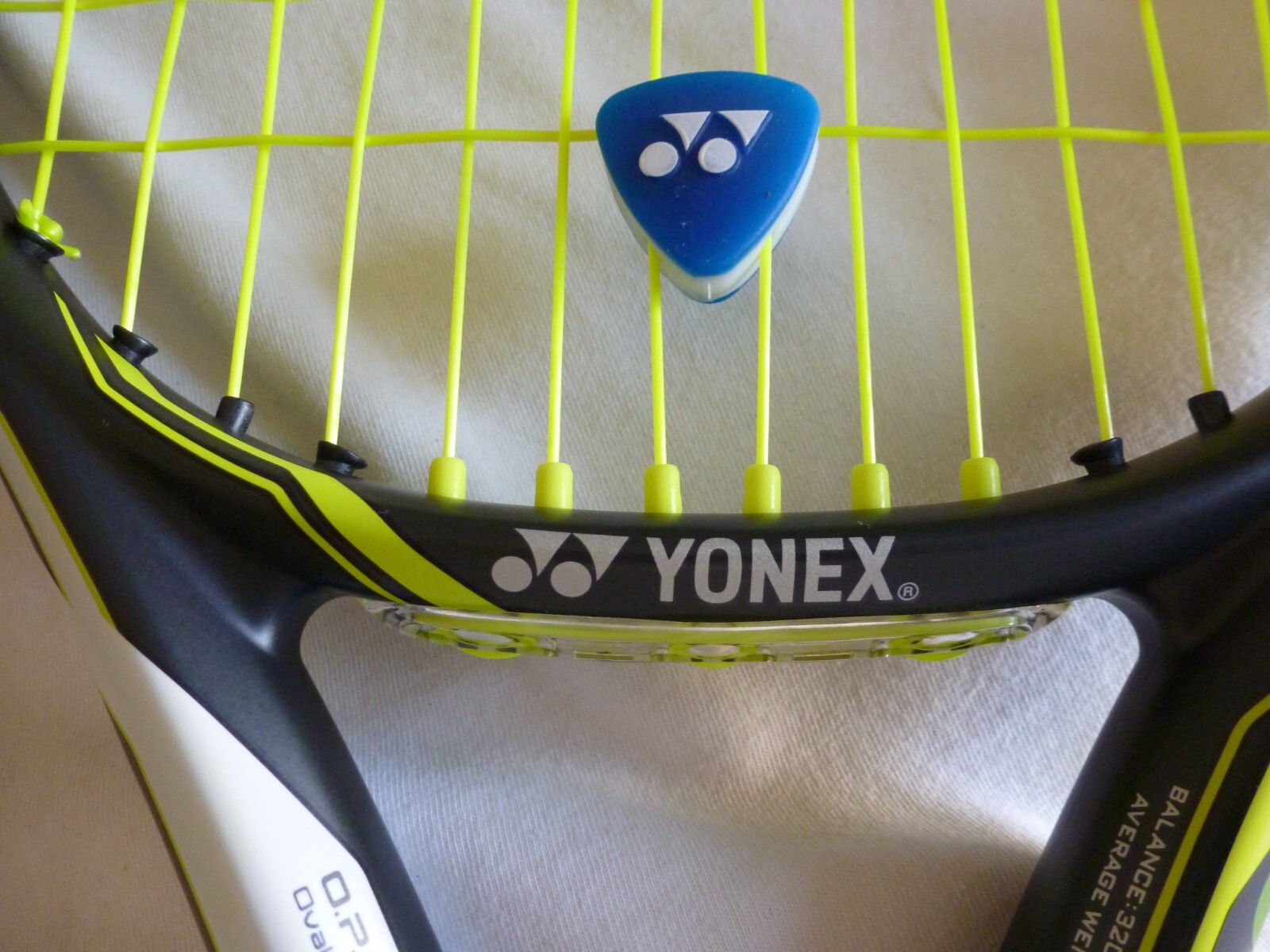 NOS DEMO YONEX EZONE DR100 TENNIS RACKET JAPAN SERIAL 300 GM/10.6 OZ