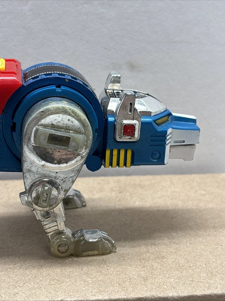 Bandai 1981 Voltron #4 Blue Lion Die-Cast - Image 4 of 4