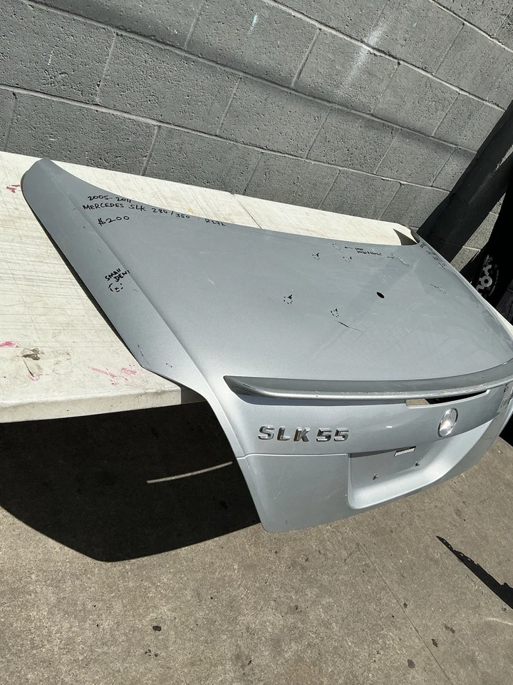 Mercedes Benz SLK55 2005-2011 AMG tapa maletero OEM Foto 2 de 4