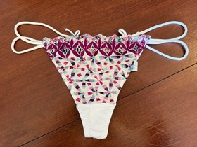 AUBADE BAHIA LINGERIE SEPRATES - 34B & Uk10 / Fr2 / EUR 38 