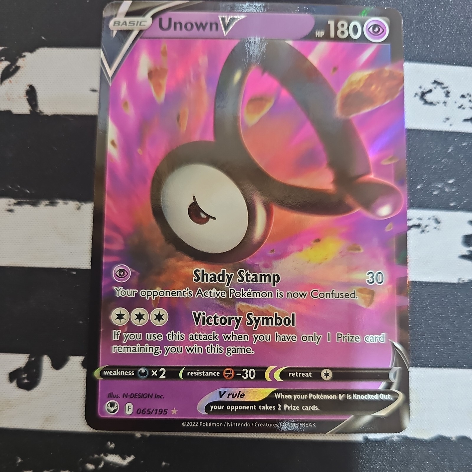 Pokemon TCG Card - Unown V 65/195 - Ultra Rare Holo NM - Pokemon Silver Tempest