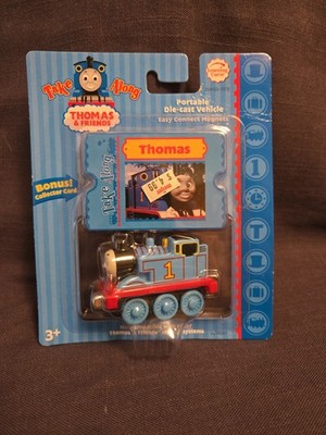 Take Along Thomas & Friends  'Thomas' die cast vehicle easy connect magnets