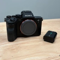 Sony Alpha A7 IV 33MP Mirrorless Camera Body ILCE-7M4 58K Shutter Count