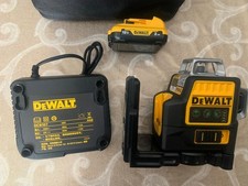 👌DeWalt Livella laser autolivellante, laser verde + batteria + caricabatteria ✨