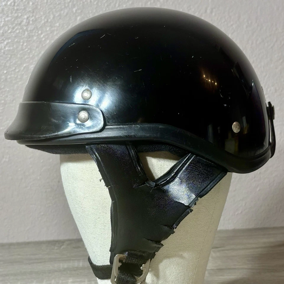 Vintage THH half Motorcycle Helmet. Size: M / Model T-67 PC. Review Pictures - Image 2 of 4