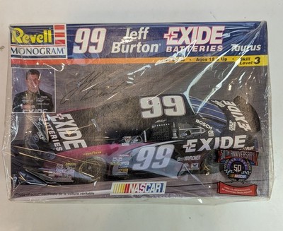 Revell/Monogram 1/24 99 Jeff Burton Taurus #85-2556