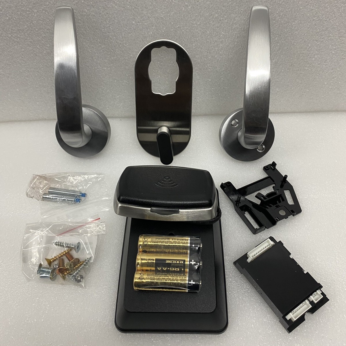 Assa Abloy Vingcard Signature 4G RFID Straight Lock Case ANSI 4.5v