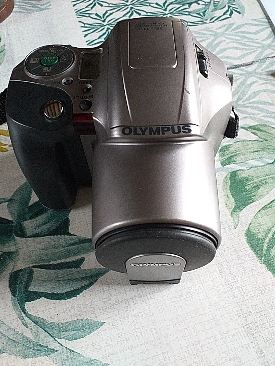 Appareil photo argentique Olympus IS 200 Bridge, le premier