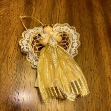 7” Straw Angel Lace Heart Wings Christmas Ornament