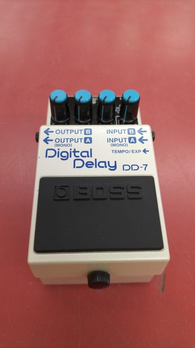 BOSS DD-7 digital delay features such as long delay and high