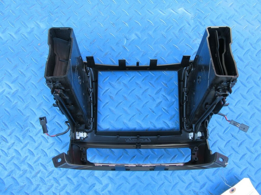 Maserati Levante radio display surround trim molding #6396