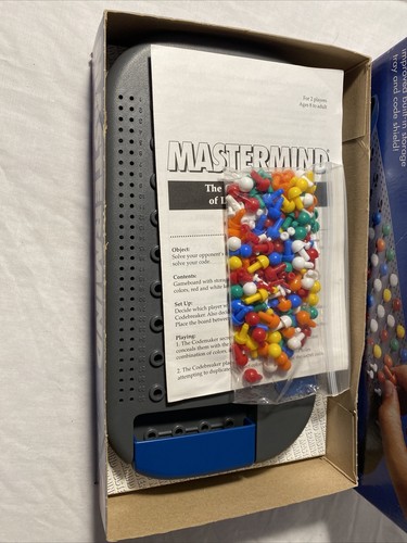 1996 Pressman Mastermind Board Game Toy Board game Vintage Factory Sealed NEW - Picture 2 of 5