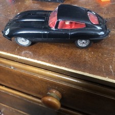 6 K 1/32 Vintage Strombecker Jaguar slot cars runs clean Slot Cars