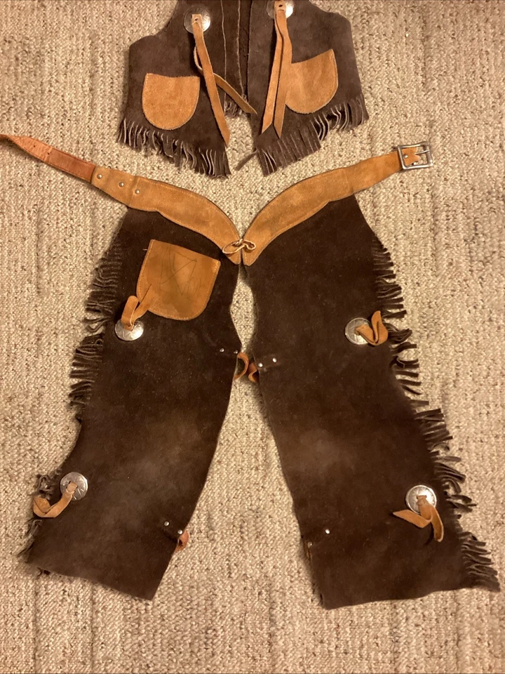 Chaleco y gorras vaqueras con flecos de cuero gamuza vintage para niños talla 6 Foto 3 de 4
