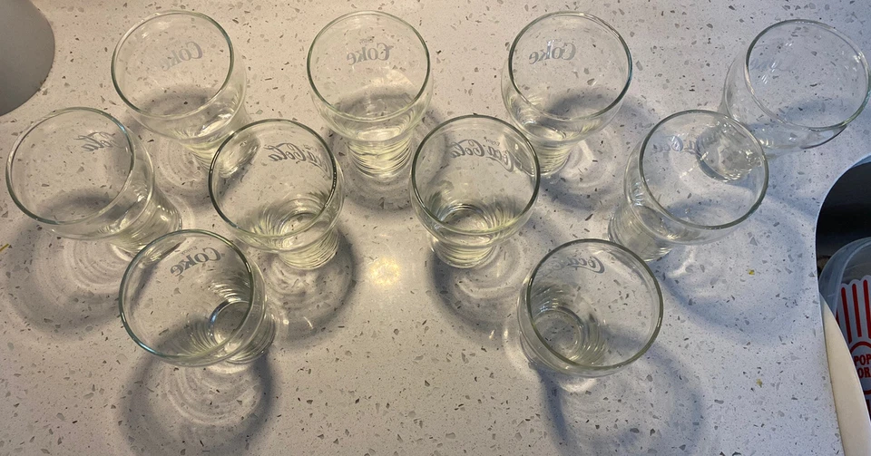 Juego de 10 vasos transparentes vintage ENJOY COCA-COLA/COKE, logotipo blanco 6" Foto 3 de 4