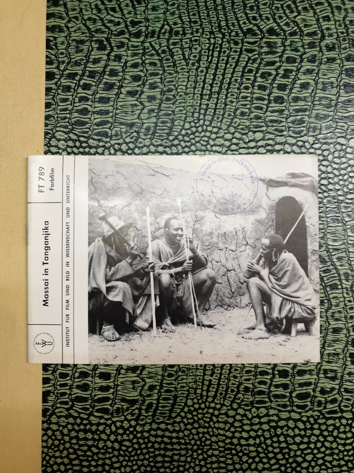 Foto 1 di 3