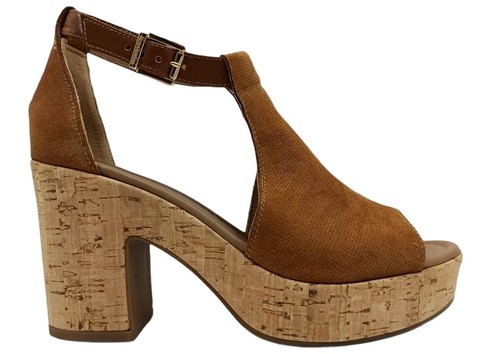 Nerogiardini Sandali Donna Estivi in Pelle Laminata Color Miele Sandal-  CommercioVirtuoso.it