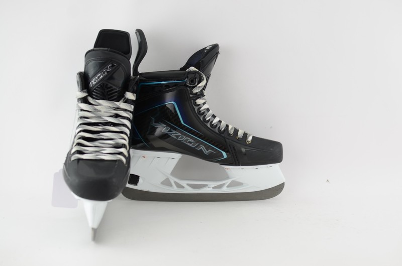 CCM Vizion Ice Hockey Skates Senior Size 8.5 Regular  (0702-2102)