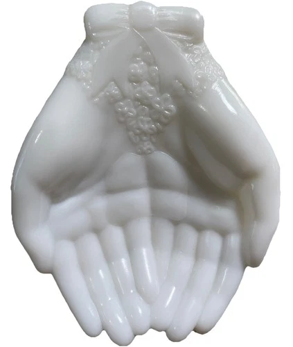 Vntg Avon Touch Of Beauty Open Hands White Milk Glass Soap Trinket Dish 7”x 5.5”