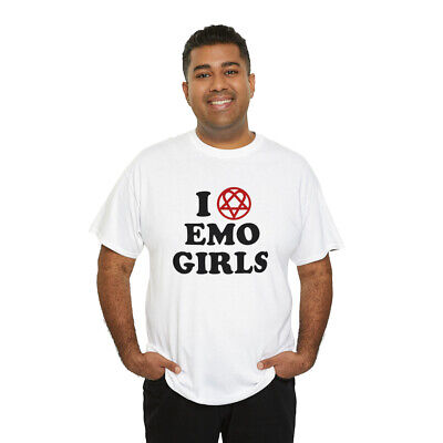 Love Emo Girls Heart Trendy Egirl Teens Goth Punk T-Shirt