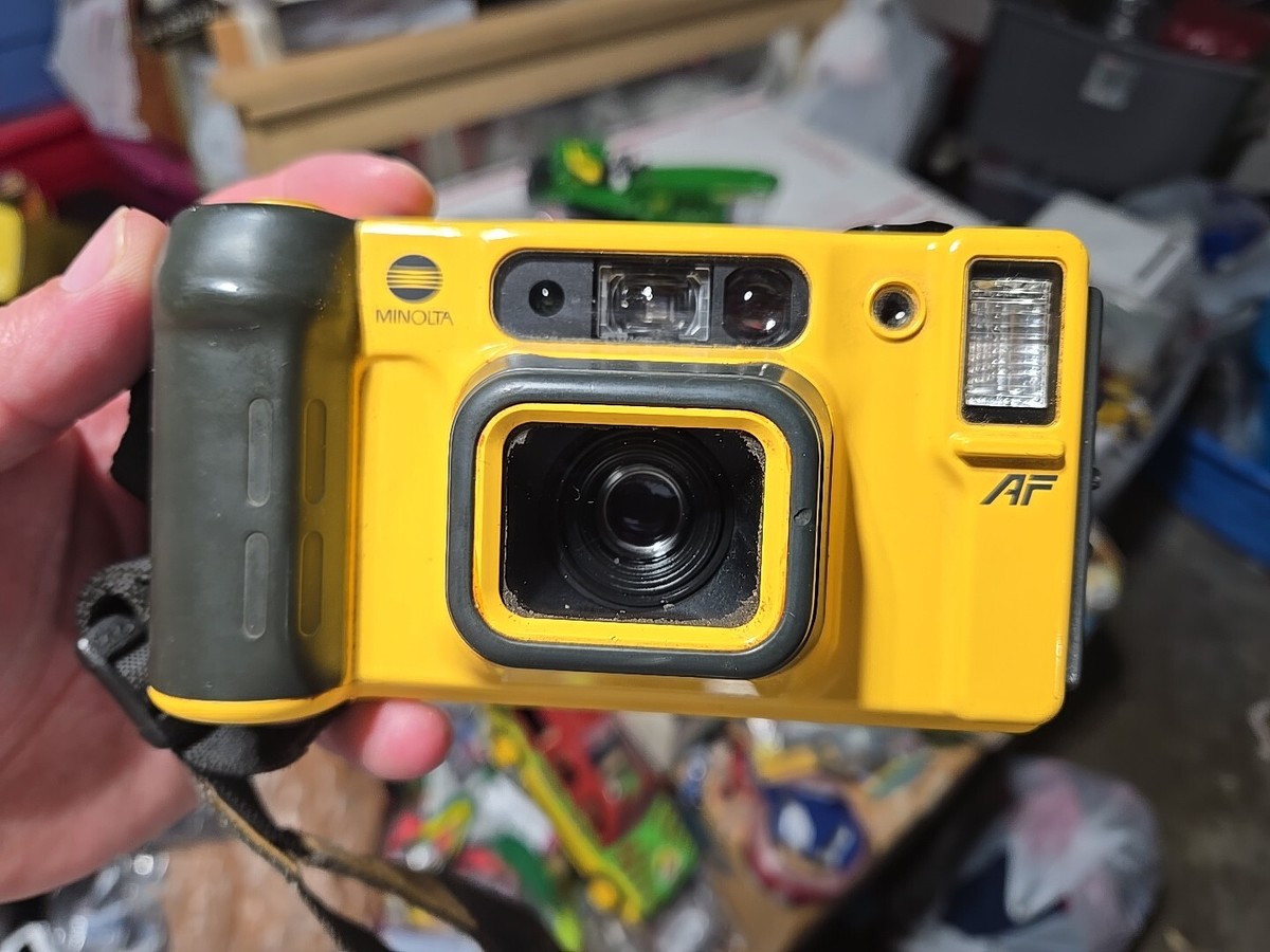 MINOLTA WEATHERMATIC DUAL 35 イエロー Minolta Weathermatic Dual 35 35mm Film Camera – Relics