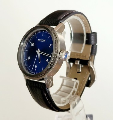 nixon stark leather