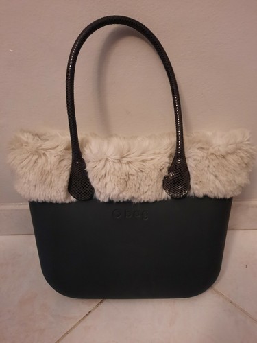 Bordi in eco pelliccia O bag - Silvanaccessorimoda- Negozio on line