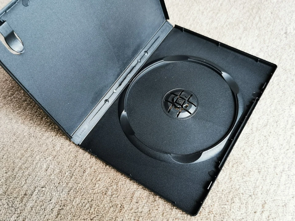 PREMIUM 30 x Single BLACK DVD Case Standard DVD Covers 14mm Spine - Holds 1 Disc - image 3 of 4