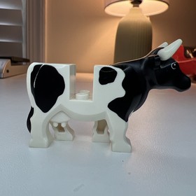 LEGO Cow Black And White Pattern Minifigure W/ Horns Farm City