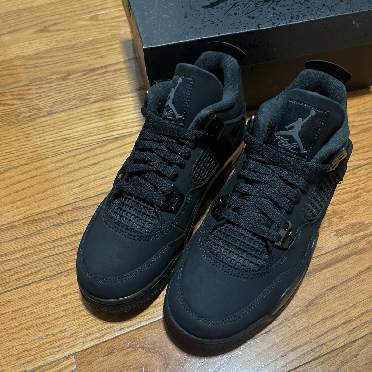 Nike Air Jordan 4 Retro Black Cat 2025 Grade School Size 7Y/fit