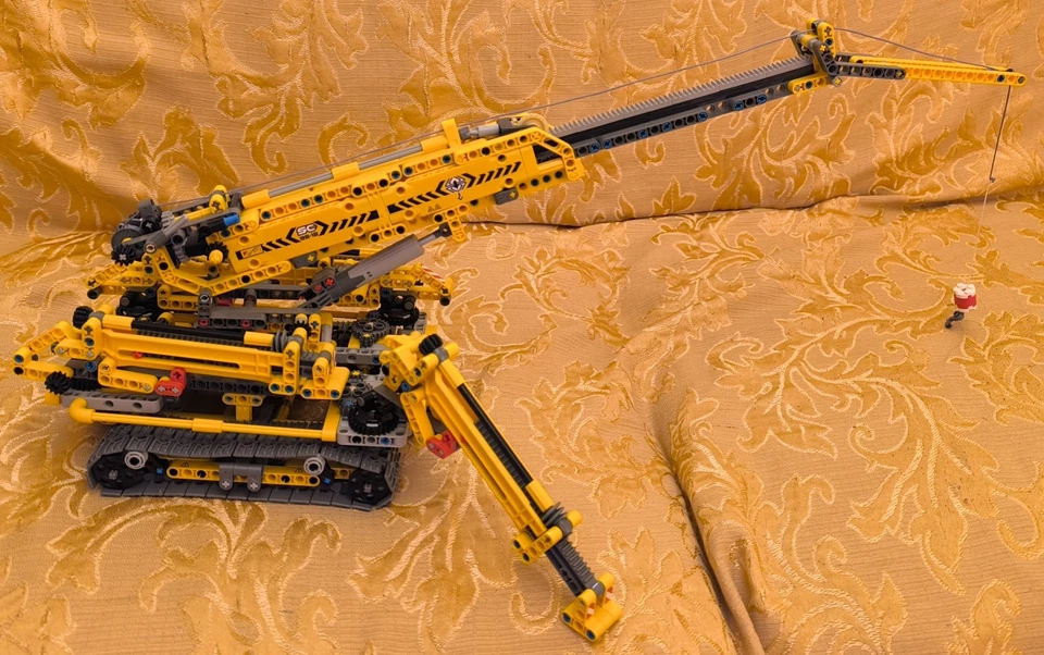 LEGO Technic 42097 Compact Crawler Crane, foto 3 di 3