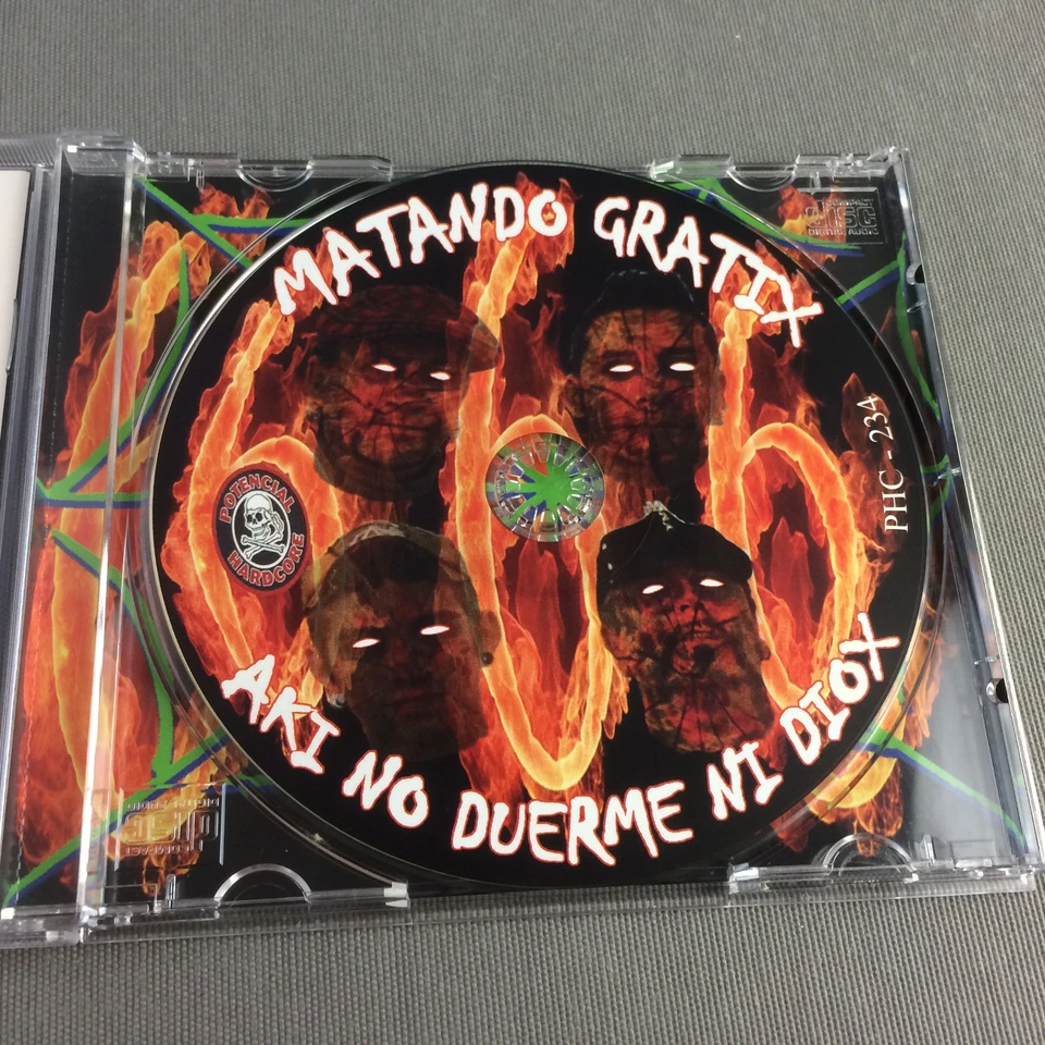 MATANDO GRATIX | Aki No Duerme Ni Diox, 25 años de muerte | CD Spanish Punk - Imagen 4 de 4
