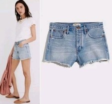 Madewell Denim Shorts 3 Women s Wisher Wash Blue Relaxed Fit Raw Hem Size 30