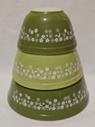 Vintage 3 Pyrex Nesting Mixing Bowls Green Crazy Daisy Spring Blossom 401-403