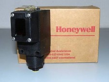HONEYWELL CCS1101 PHOTOELECTRIC "SMART" SENSOR NEW
