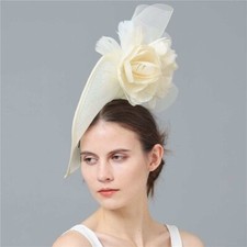 BRAND NEW LARGE WHITE SINAMAY FASCINATOR, FEATHERS, FLOWERS SPRING RACING