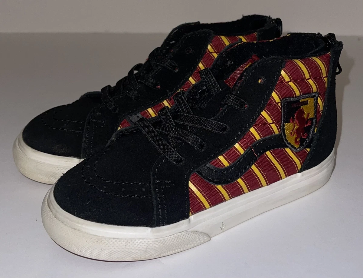 Harry Potter Vans  Vans, Vans classic slip on sneaker, Hogwarts crest