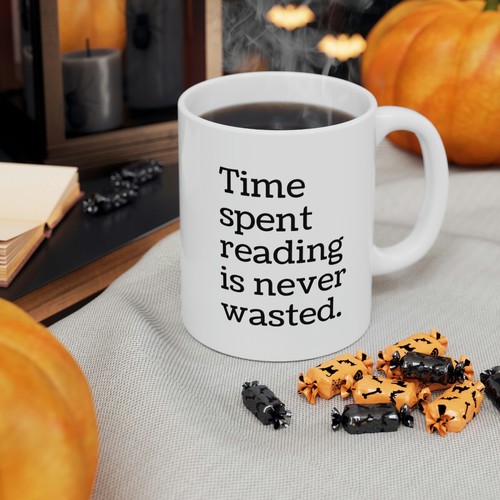 Taza de café Time Spend Reading is Never Wasted - Imagen 5 de 9