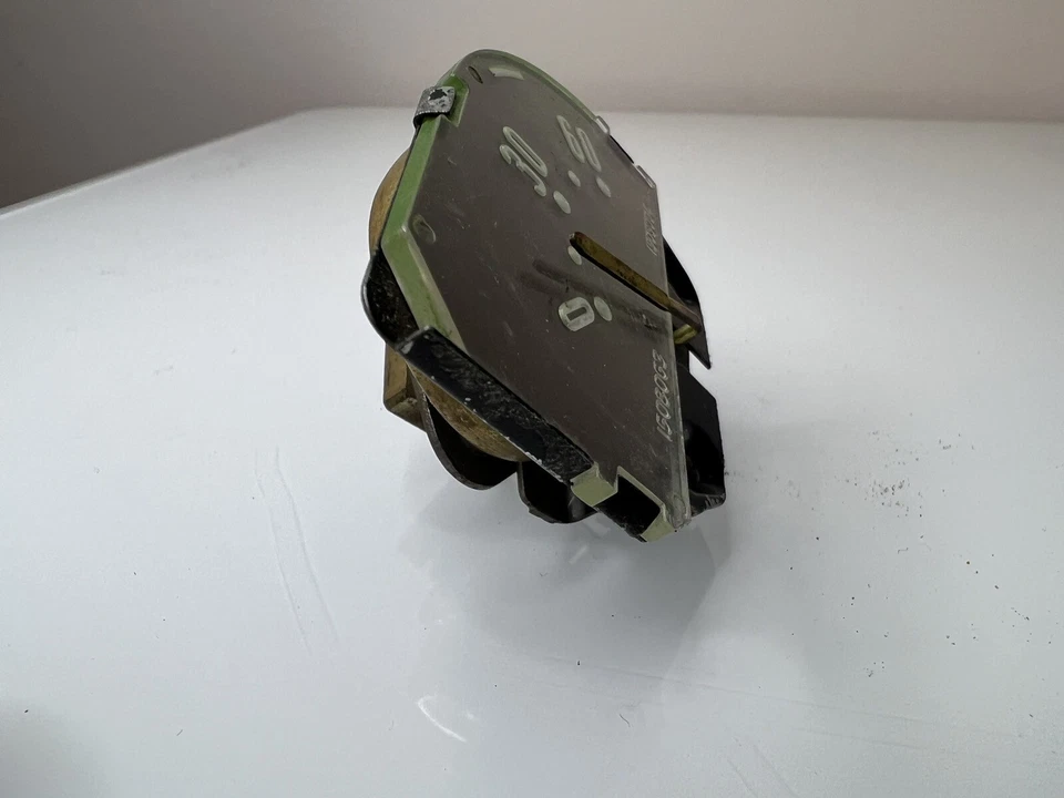 1508064 OEM 1956 1957 Chevrolet Corvette Oil Pressure Gauge Untested Original - Image 4 of 4