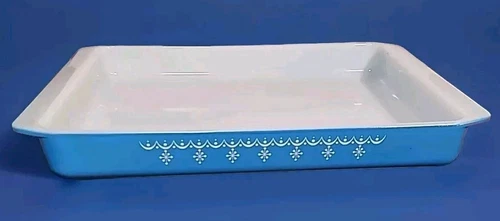 Vintage Pyrex Blue Snowflake Garland Lasagna Dish 9x13