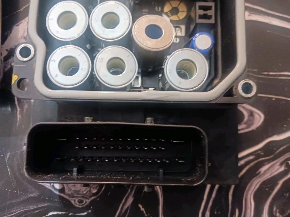 2000 01 02 2003 BMW E53 X5 ABS MÓDULO DE CONTROLE DE FREIO ANTIBLOQUEIO 0265950067 - Imagem 3 de 4