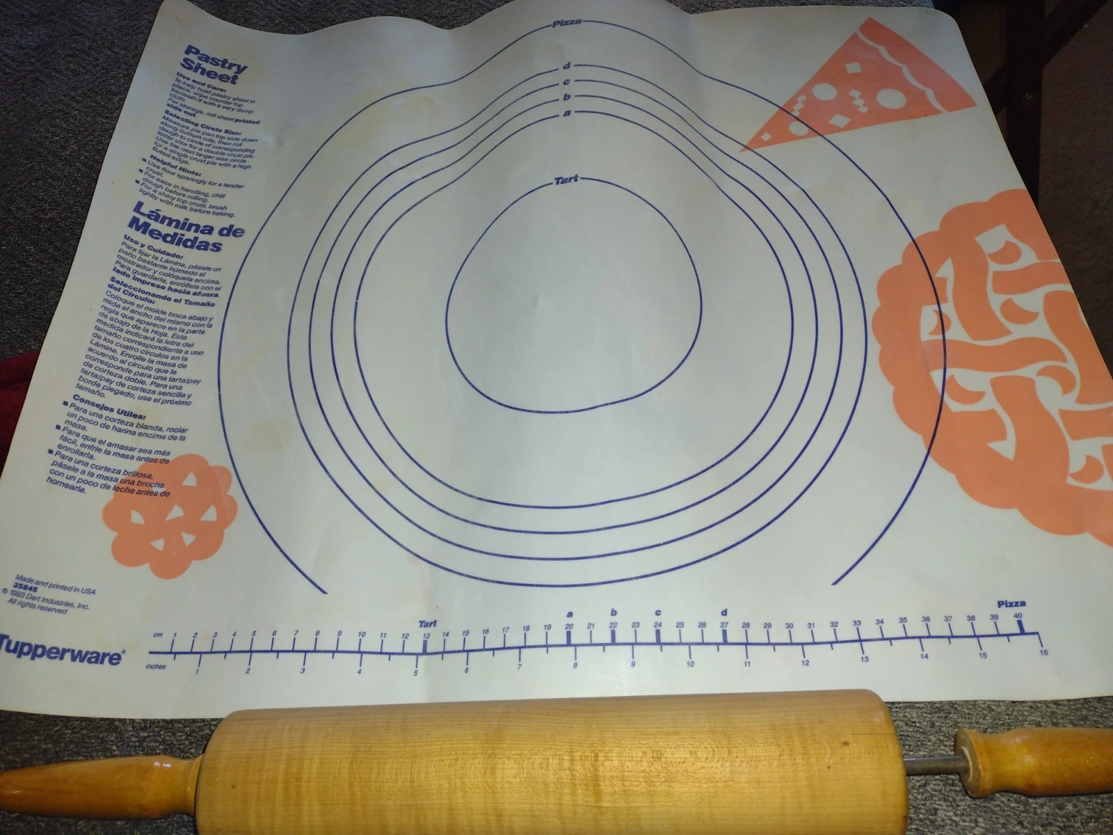 Tupperware Pastry Pie Tart Baking Mat Sheet 18x22” with wooden Rolling Pin