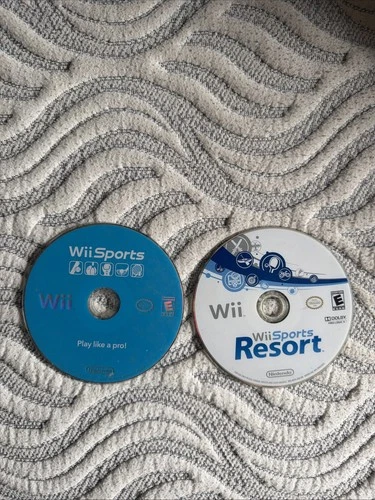 Wii Sports (Nintendo Wii, 2006) + Wii Sports Resort