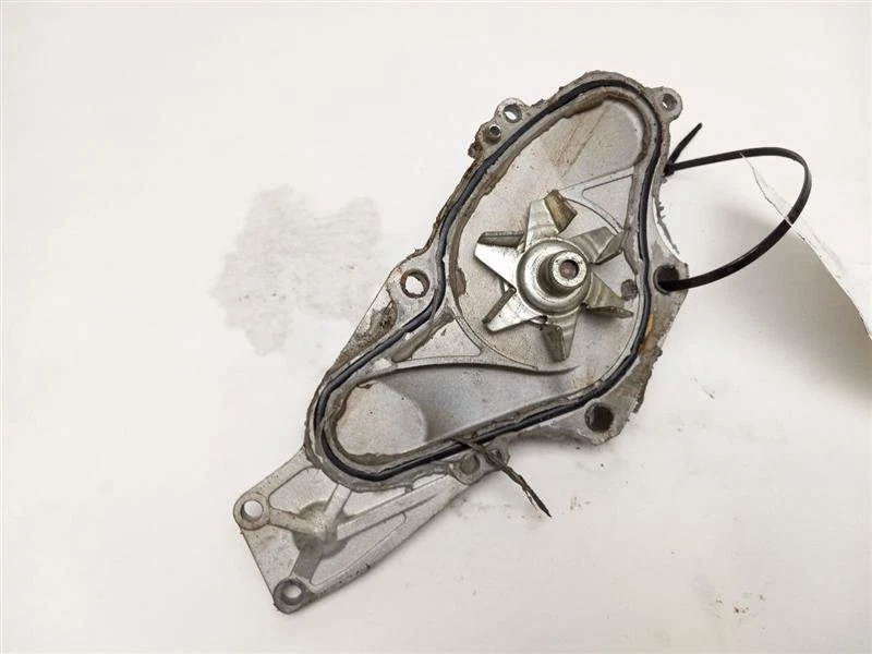 BOMBA DE REFRIGERANTE PARA HONDA ODYSSEY 2003 - 2020 Foto 3 de 4