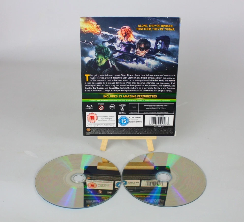 Titans : The Complete First Season Blu-ray (2019) Brenton Thwaites Article - Image 2 of 2