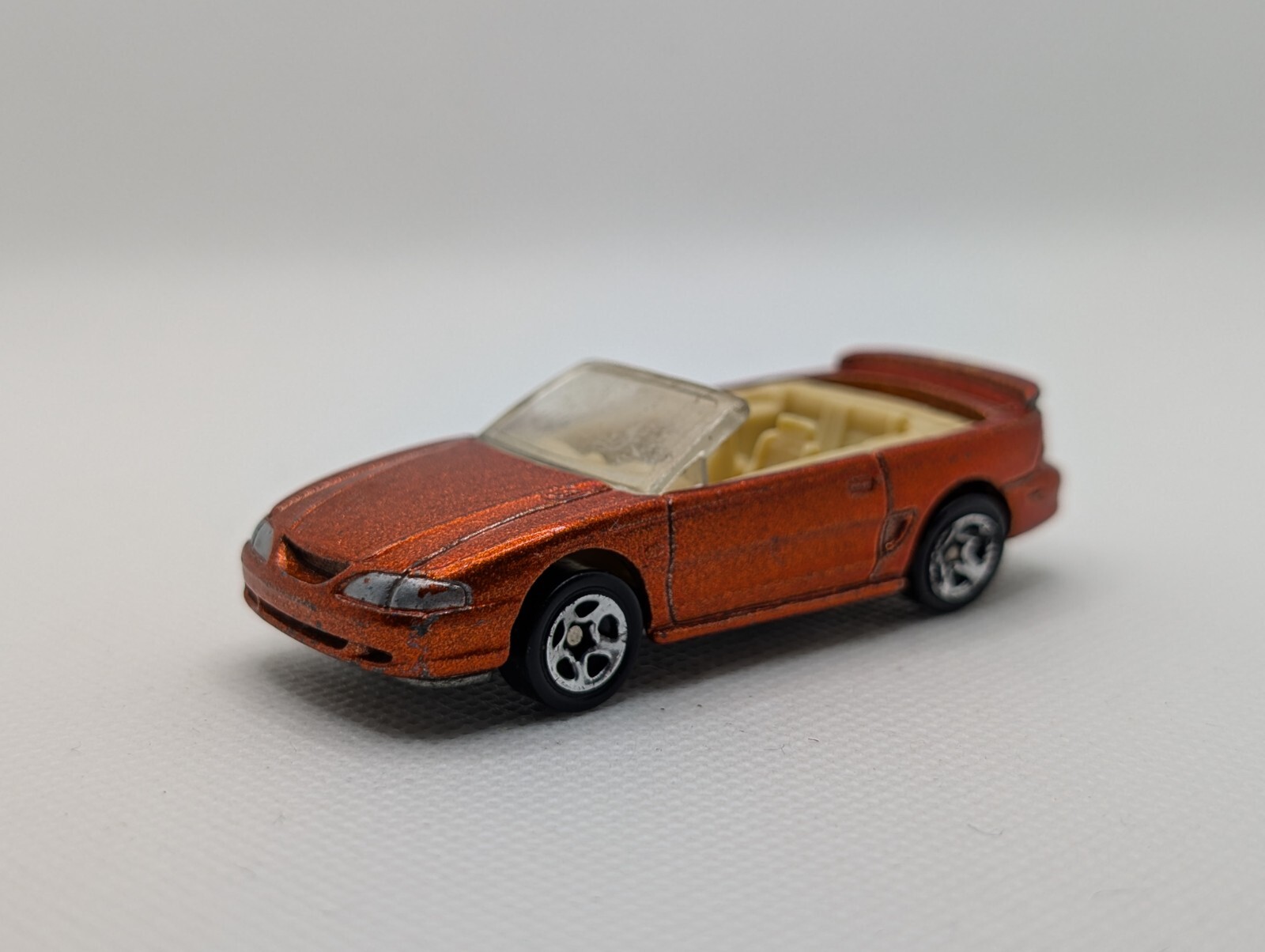 Hot Wheels Ford Mustang GT 1996 Convertible Orange, 1/64 China 1998