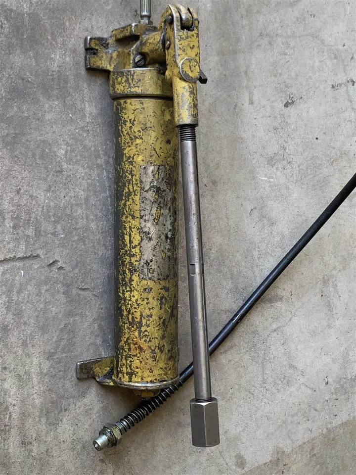 Parts/Repair Enerpac PH80 2 Speed Hydraulic Hand Pump 10000 Psi #4 - Image 2 of 4