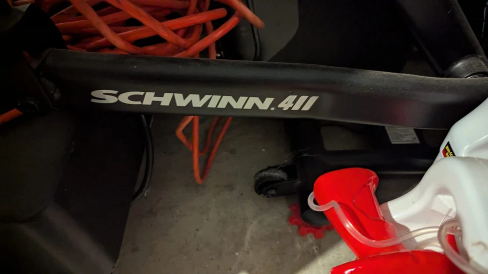 Schwinn 411/510e Compact Elliptical Exercising Machine/Black - assembled - Image 4 of 4